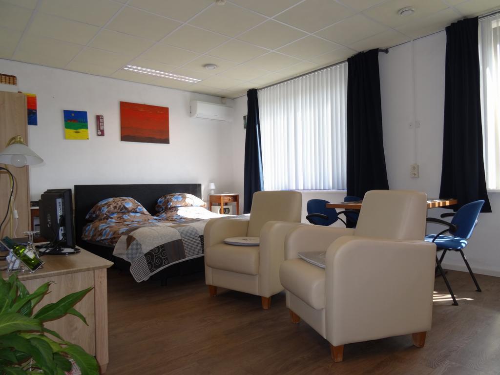 B & B Leudal Haelen Exterior foto